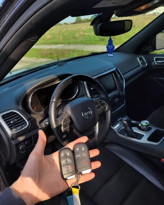 Jeep Grand Cherokee cena 104000 przebieg: 54000, rok produkcji 2018 z Łapy małe 22